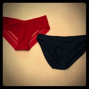 Set of 2 NWT Victoria’s Secret Bikini Panties M